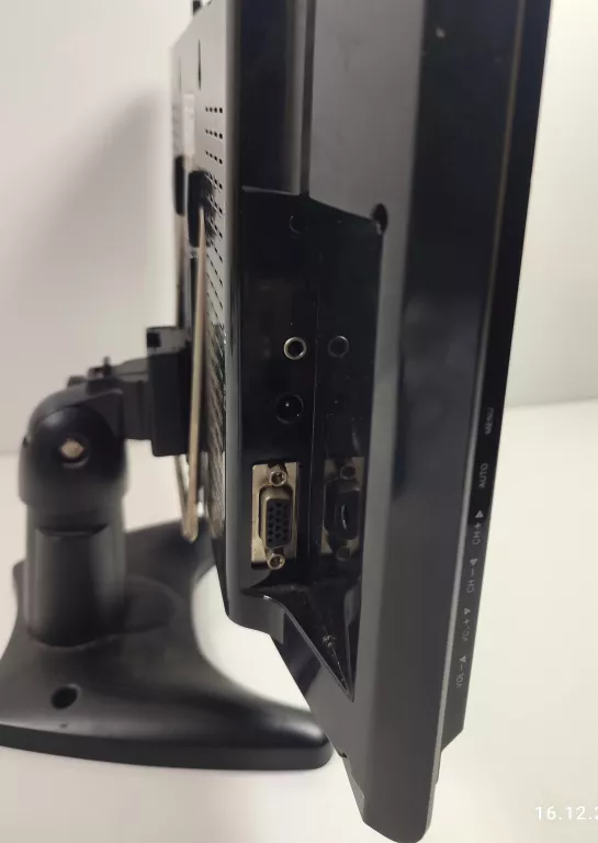 mini-telewizor-manta-lcd-tv-1101-marka-manta