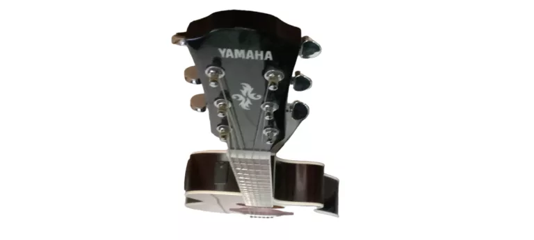 GITARA YAMAHA APX 600 + POKROWIEC