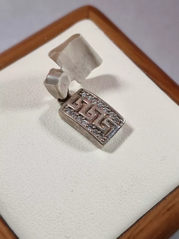 srebrny-wisiorek-925-204g-stan-11323-2