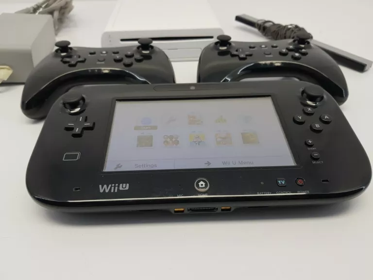 KONSOLA NINTENDO WII U 8GB DWA PADY