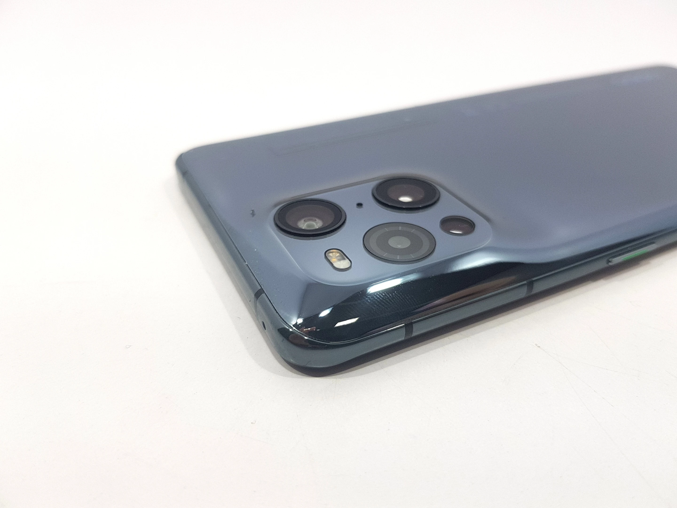 telefon-oppo-find-x3-pro-256gb-przekatna-ekranu-670