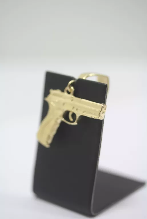 zlota-zawieszka-pistolet-585-1257g-product-id-9eb4676e-6fd8-47af-8b6c-efeb99a60288