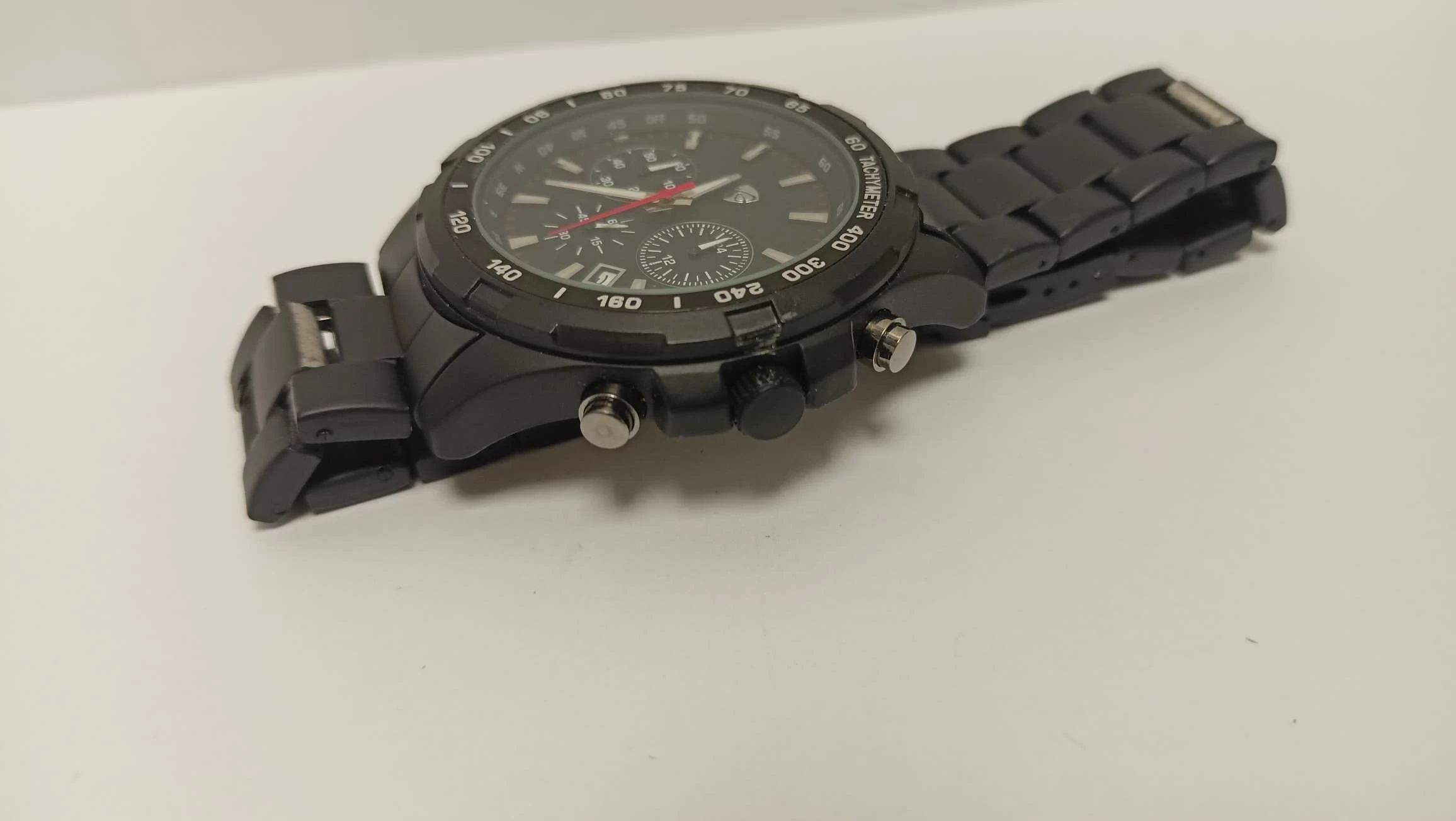 zegarek-ksztalt-koperty-okragla