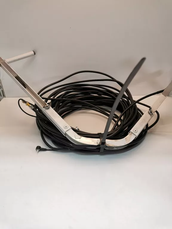 ANTENA ZEWNĘTRZNA AK C2 UNI KOMINOWA