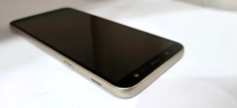 telefon-samsung-galaxy-j6-przekatna-ekranu-56