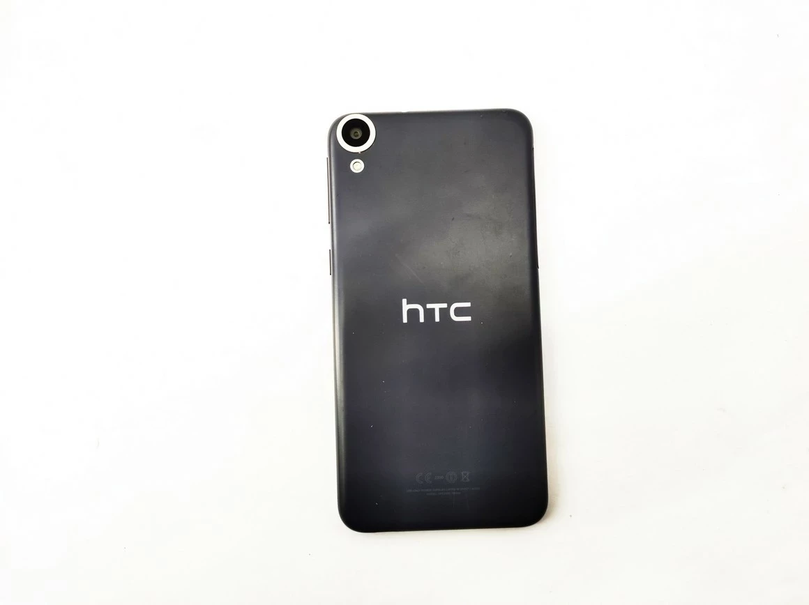 telefon-htc-desire-820-kolor-szary
