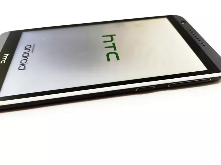 telefon-htc-desire-820-kod-producenta-99habv015-00