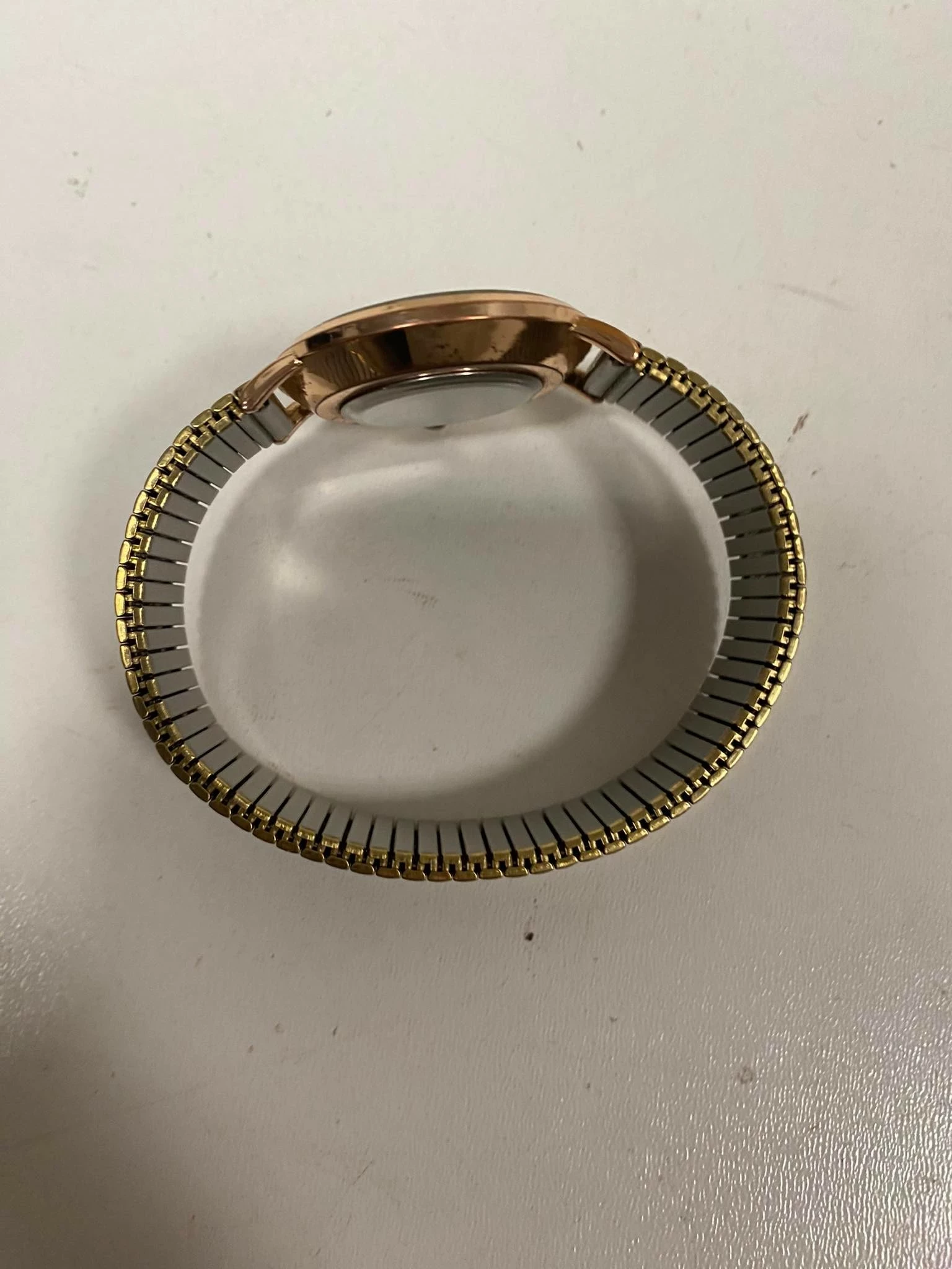 zegarek-damski-na-gumce-typ-nareczny