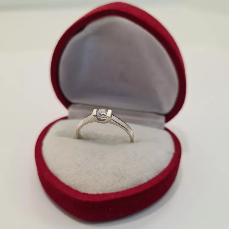 PIĘKNY ZŁOTY PIERŚCIONEK 585 14KT.