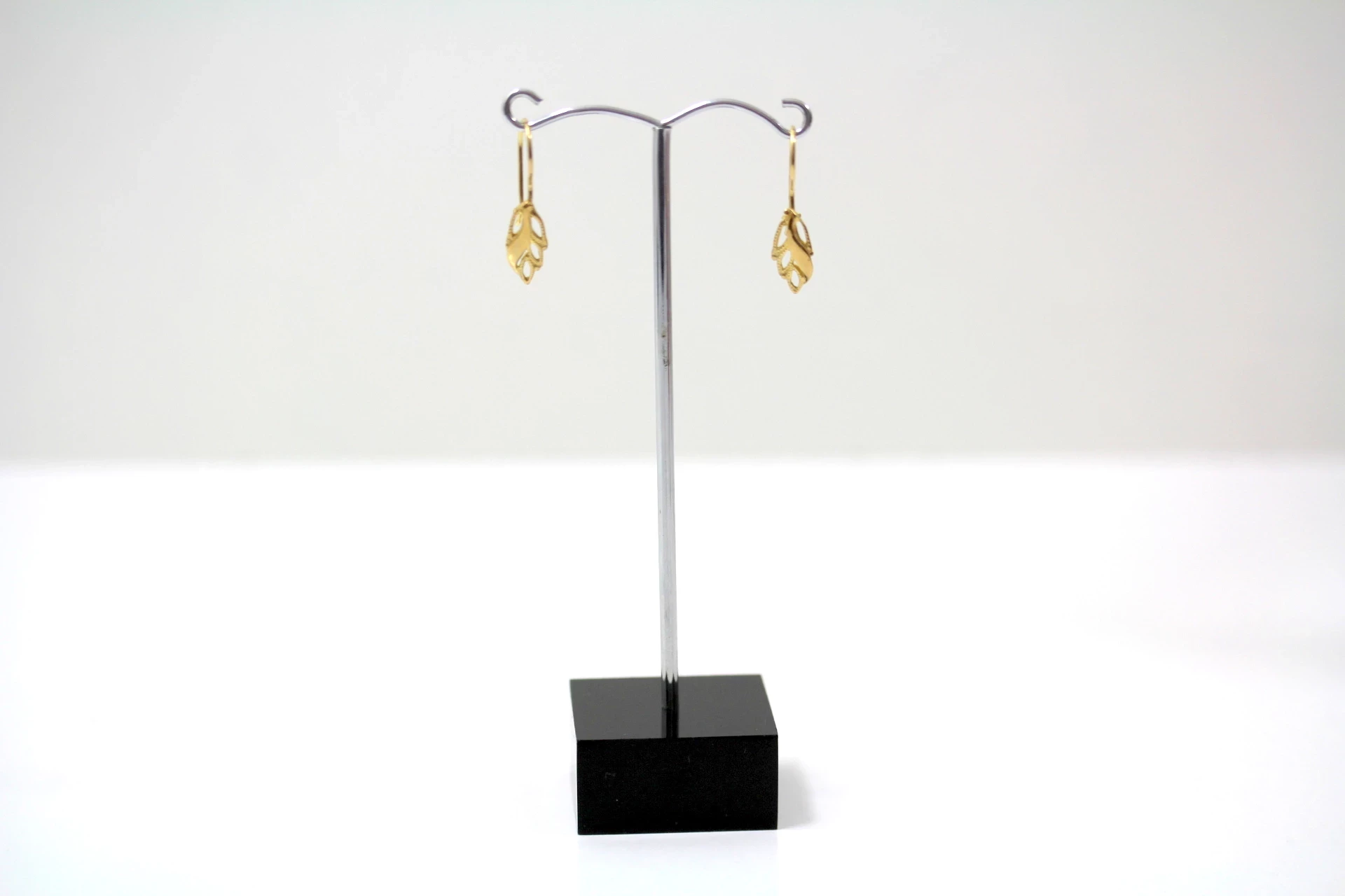 zlote-kolczyki-listki-pr-333-115g-stan-11323-1