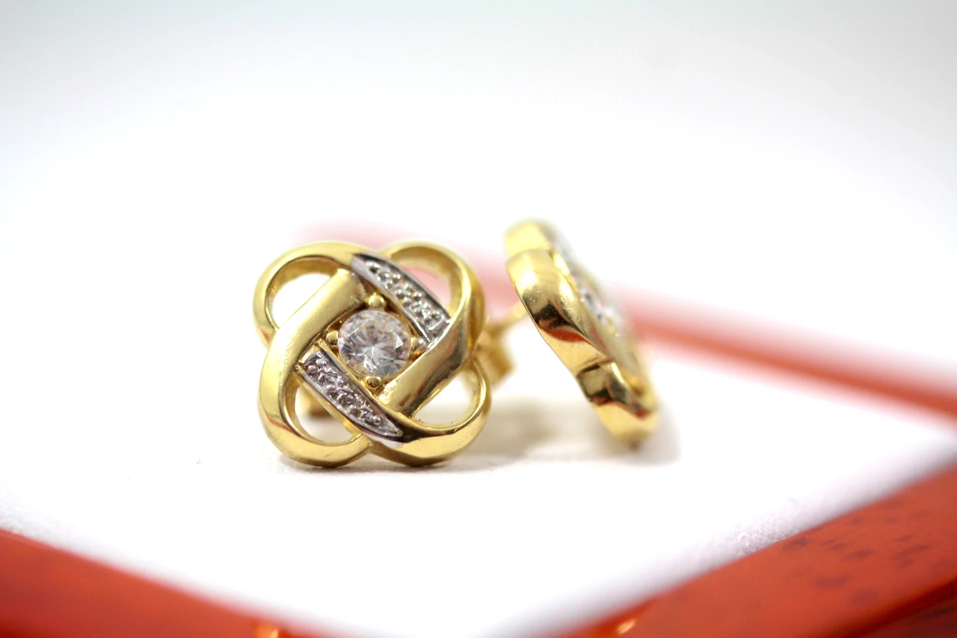 sliczne-nowe-zlote-kolczyki-cyrkonia-p-585-g-370-proba-zlota-585