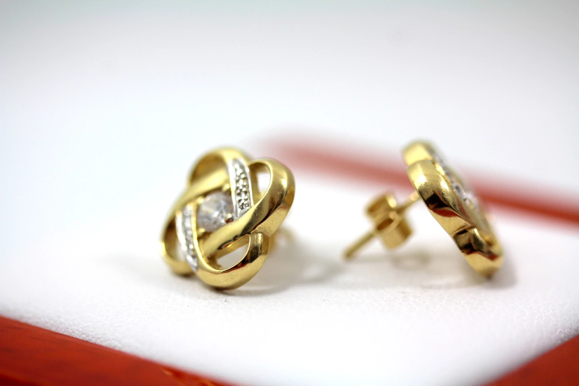 sliczne-nowe-zlote-kolczyki-cyrkonia-p-585-g-370-ean-gtin-4375166067089