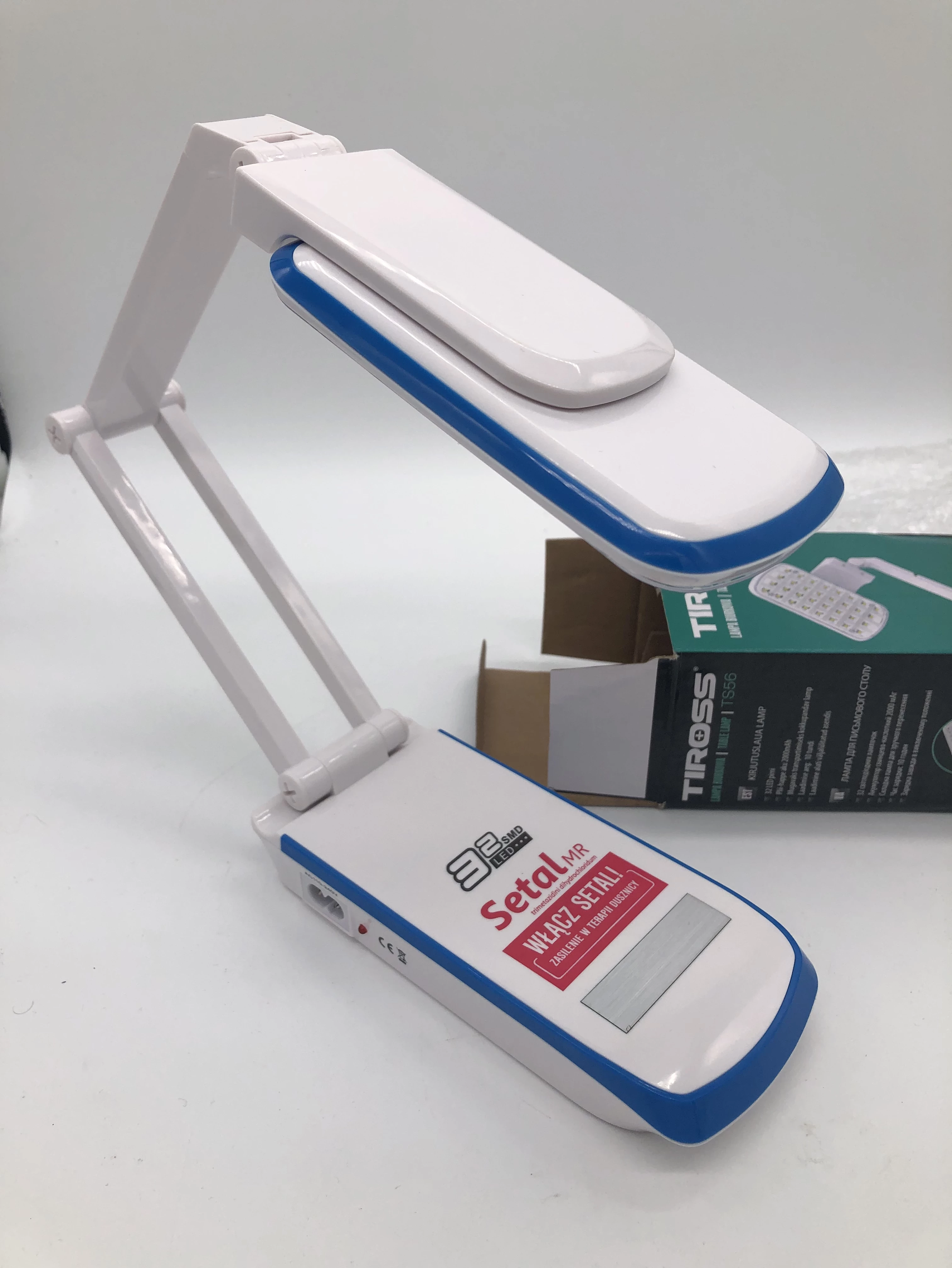 lampka-biurkowa-led-tiross-ts-56-stan-uzywany