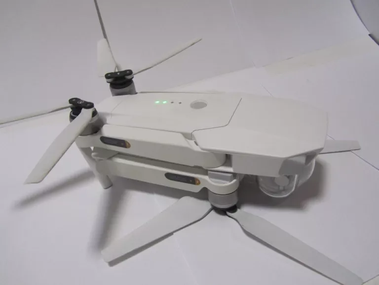 DRON DJI MAVIC PRO4K KONTROLER DJI GL200A