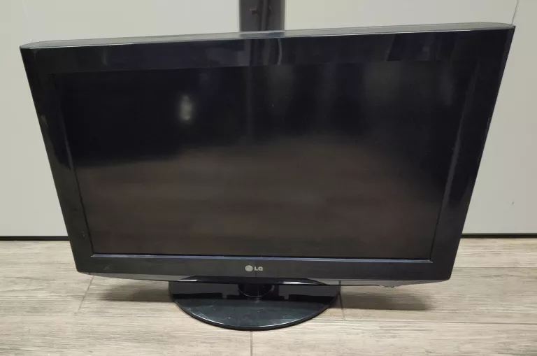 TELEWIZOR LCD LG 32 CALE 32LD320