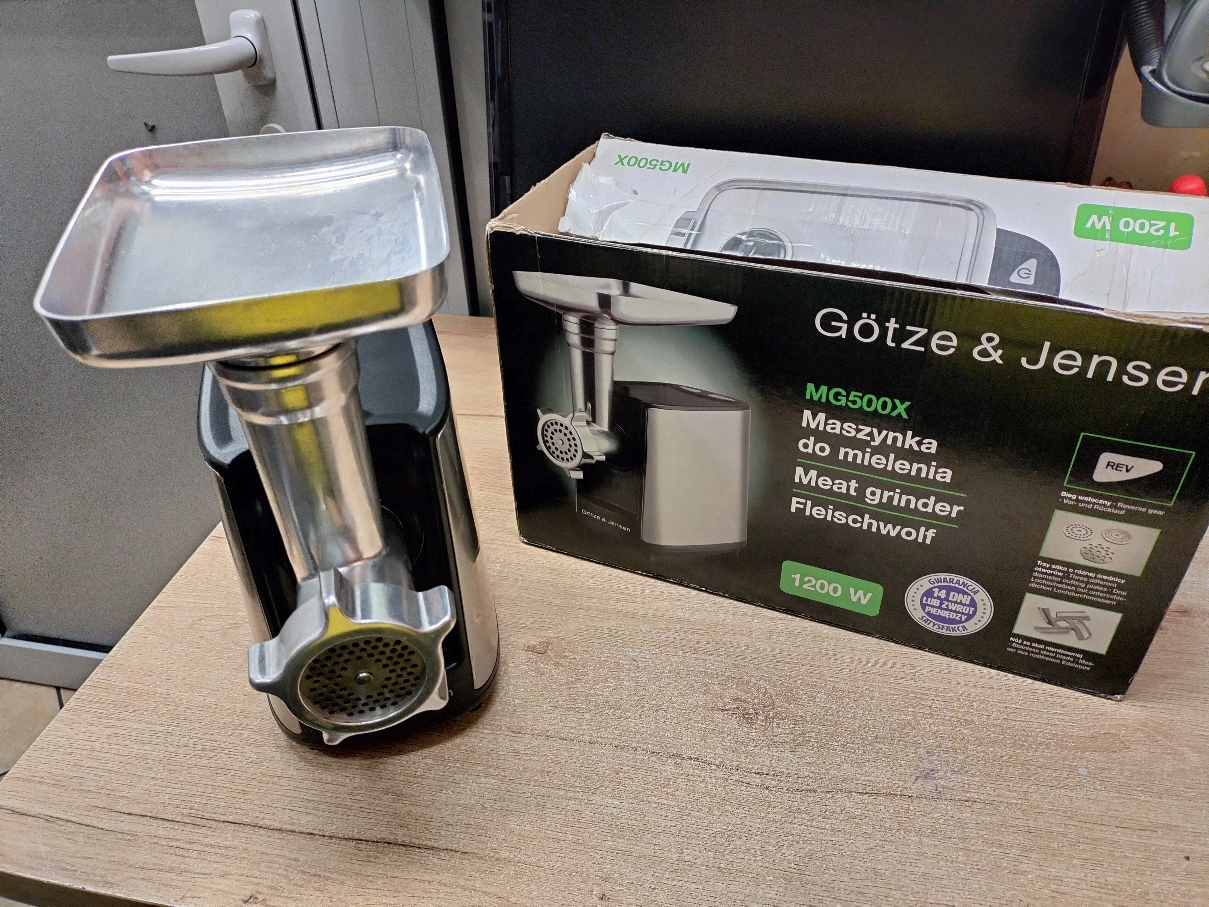 maszynka-do-miesa-gotze-jensen-mg500x-moc-500