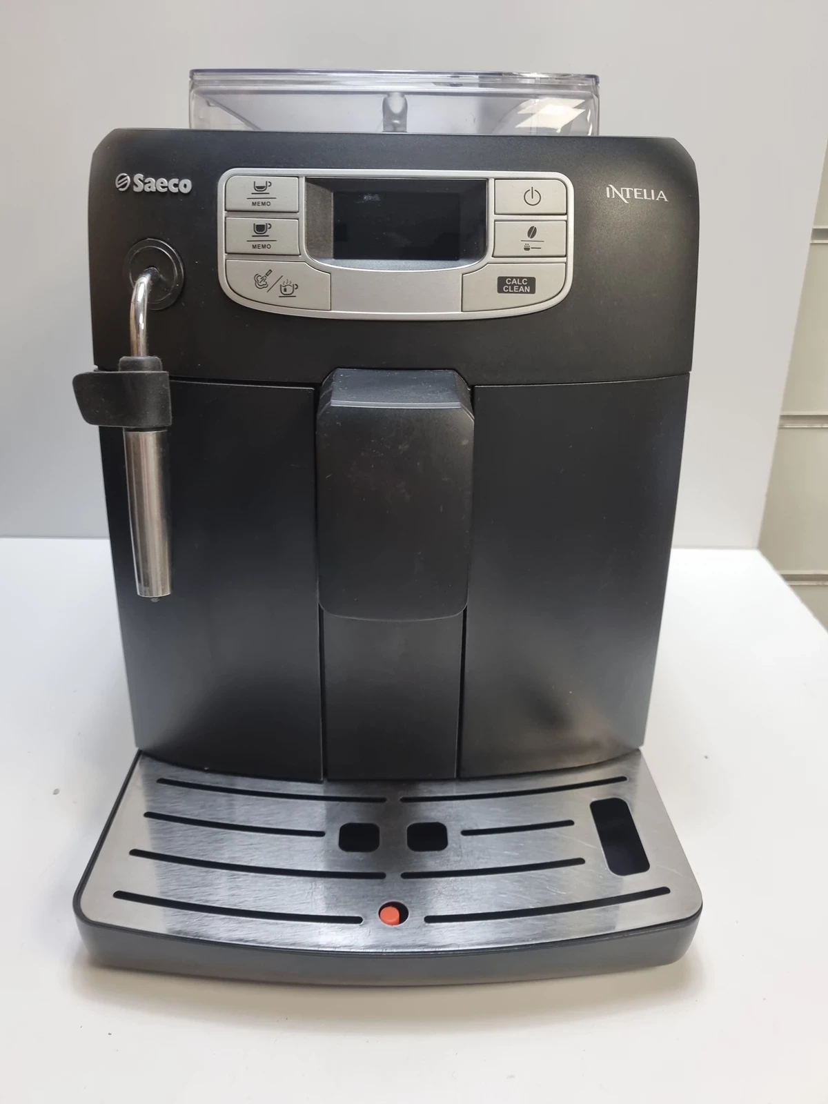 ekspres-automatyczny-philips-saeco-intelia-hd8751-stan-uzywany