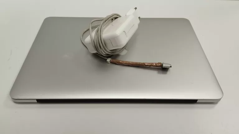 LAPTOP APPLE MACBOOK PRO A1502 8GB/256GB/I5