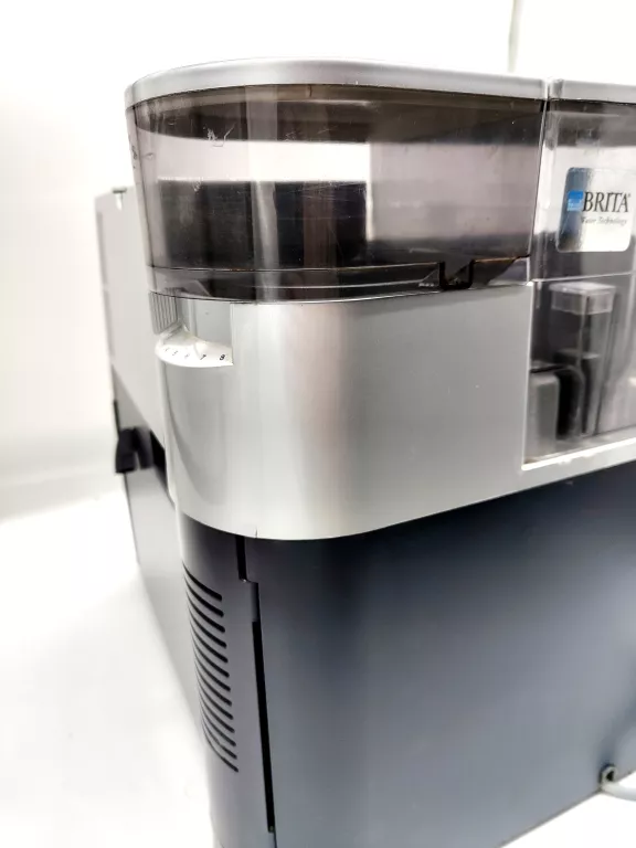 ekspres-cisnieniowy-saeco-royal-professional-rodzaj-ekspresu-automatyczny