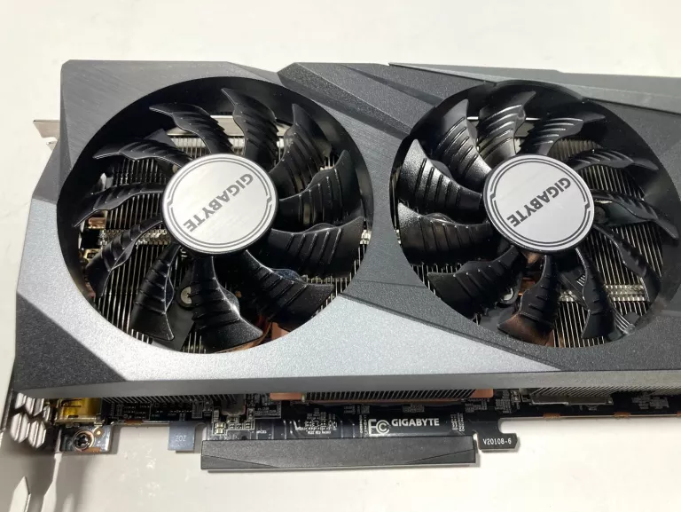KARTA GRAFICZNA GIGABYTE AMD RADEON RX 6800 XT OPIS | Karty graficzne ...