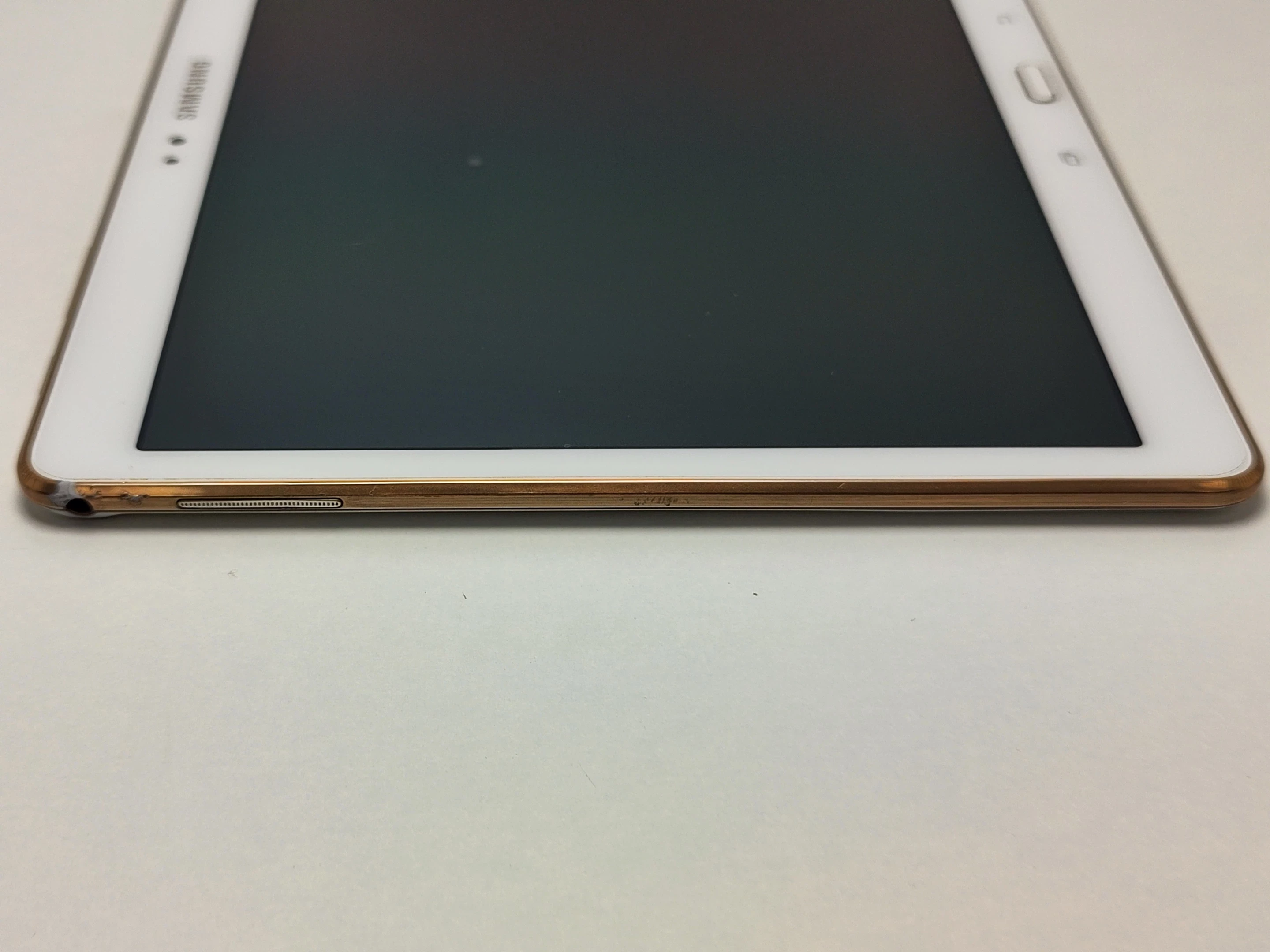 tablet-samsung-galaxy-tab-s-105-wifi-sm-t800-kod-producenta-sm-t800nzwaxeo