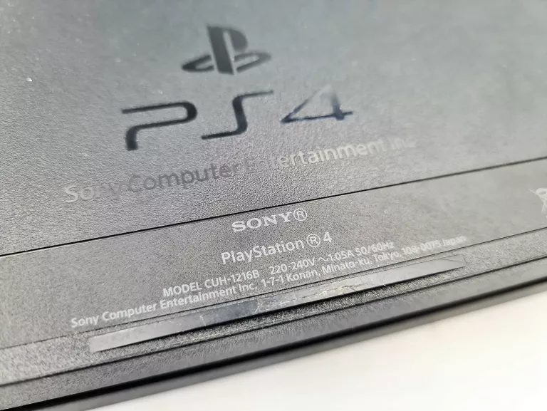 KONSOLA SONY PS4 1TB CUH-1216B PAD CUHZCT2E