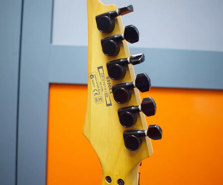 GITARA ELEKTRYCZNA IBANEZ S520 EX