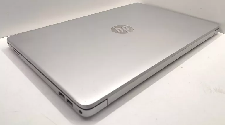 LAPTOP HP 15-DW0013NW INTE CORE I 3 4/256GB WIN1