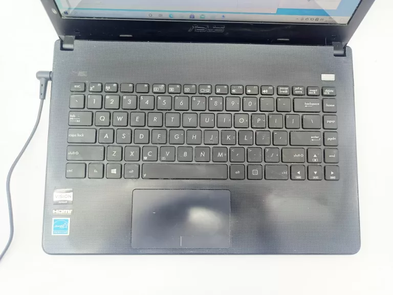 LAPTOP ASUS X401U E2/4GB/500GB