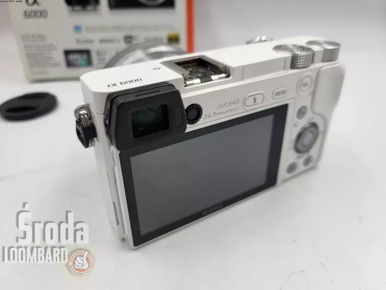 APARAT SONY ALPHA A6000 KOMPLET