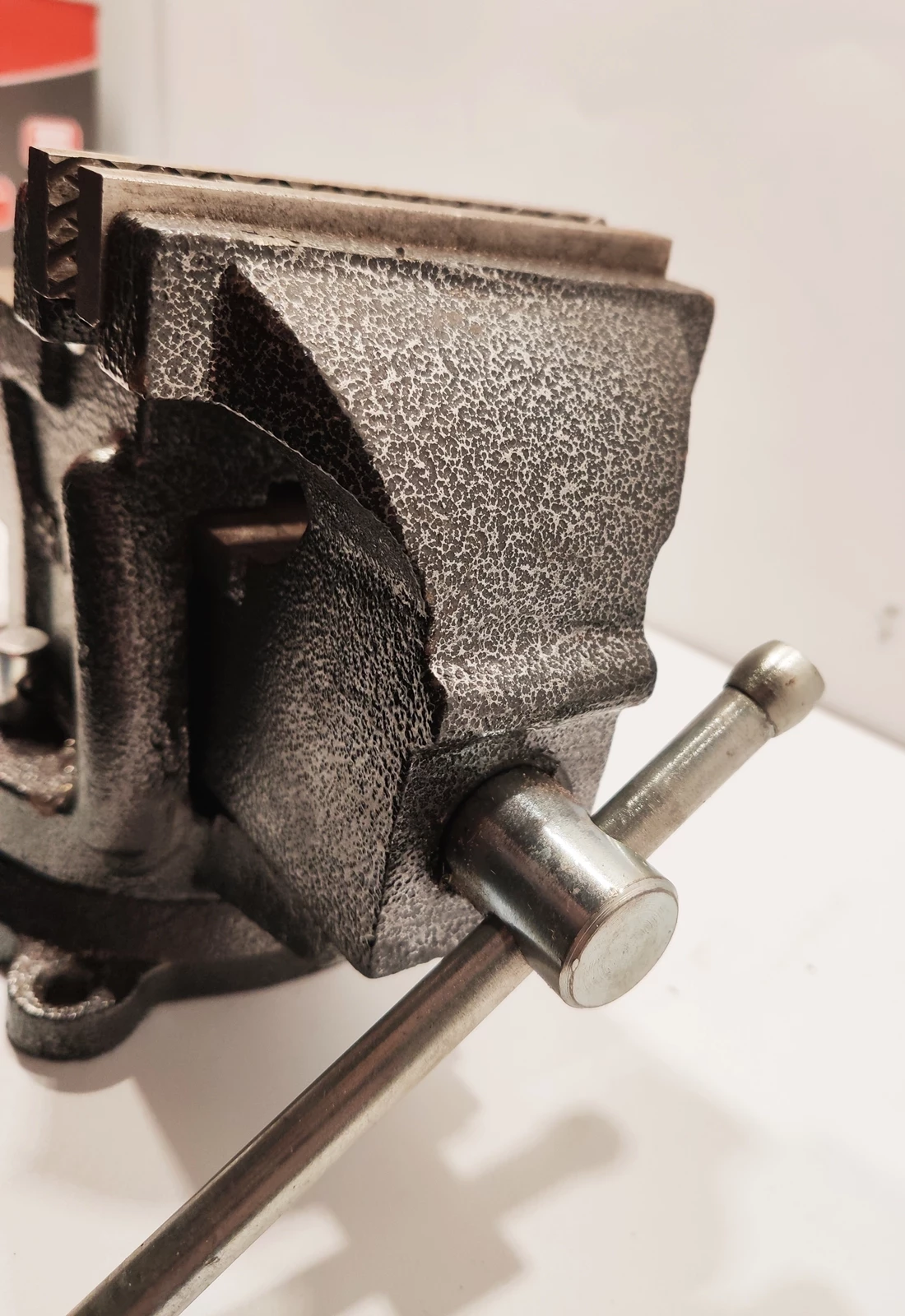 imadlo-obrotowe-proline-25610-1-mm-szerokosc-szczek-1