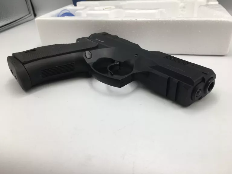 PISTOLET ASG CZ 75D