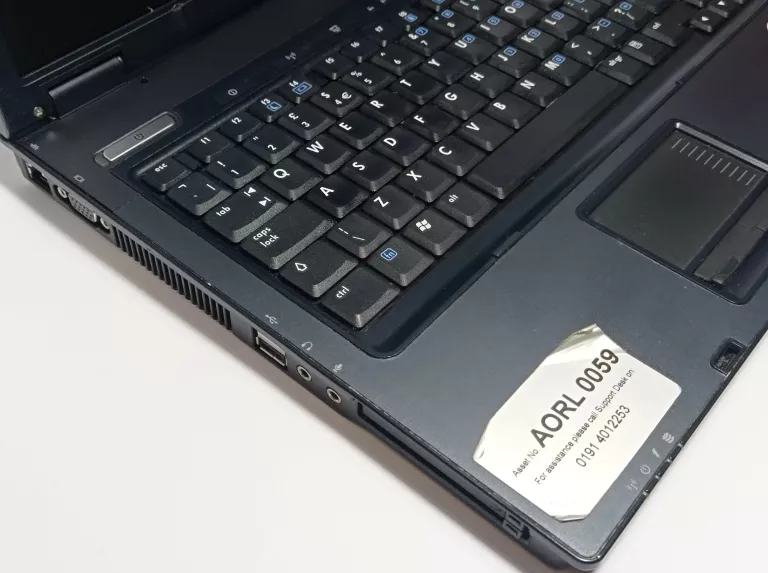 LAPTOP HP NC6320 1GB 40GB
