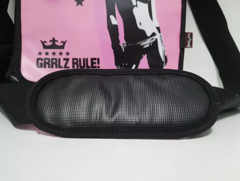 TORBA NA RAMIĘ ZIPITBAG GRRLZ RULE