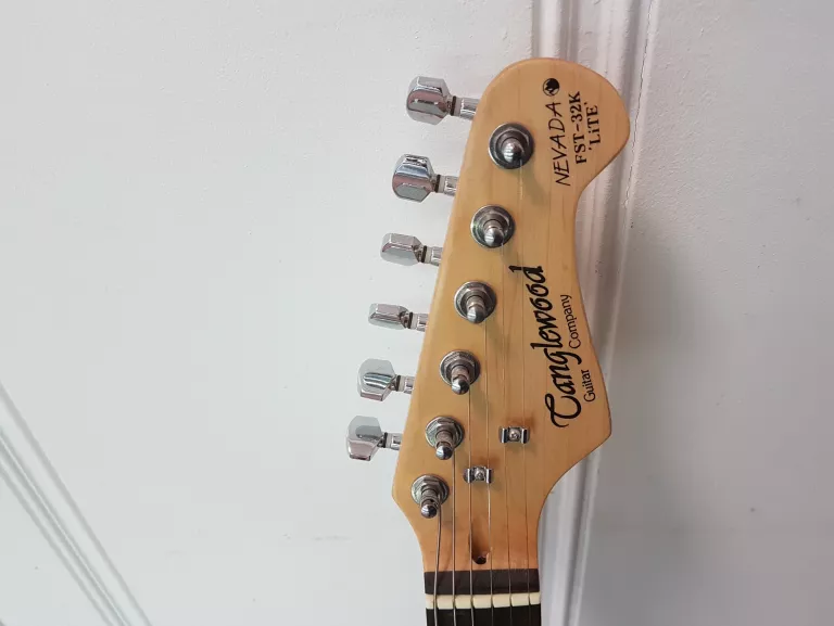 GITARA ELEKTRYCZNA TANGLEWOOD NEVADA FST-32K LITE