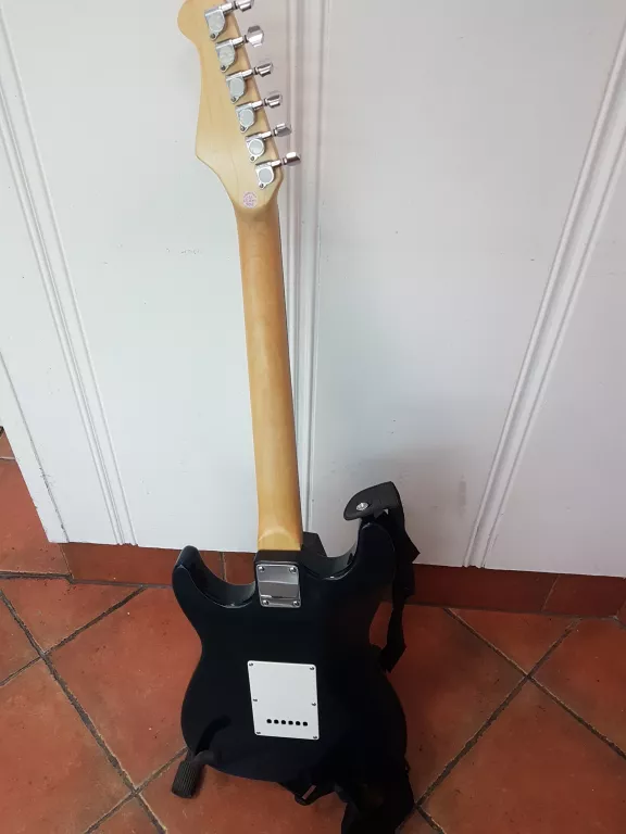 GITARA ELEKTRYCZNA TANGLEWOOD NEVADA FST-32K LITE