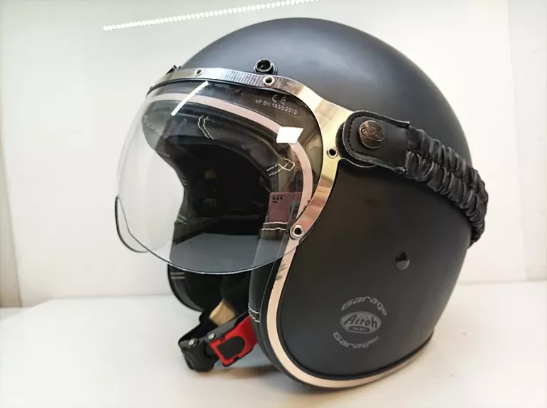 KASK AIROH GARAGE HELMET R.M