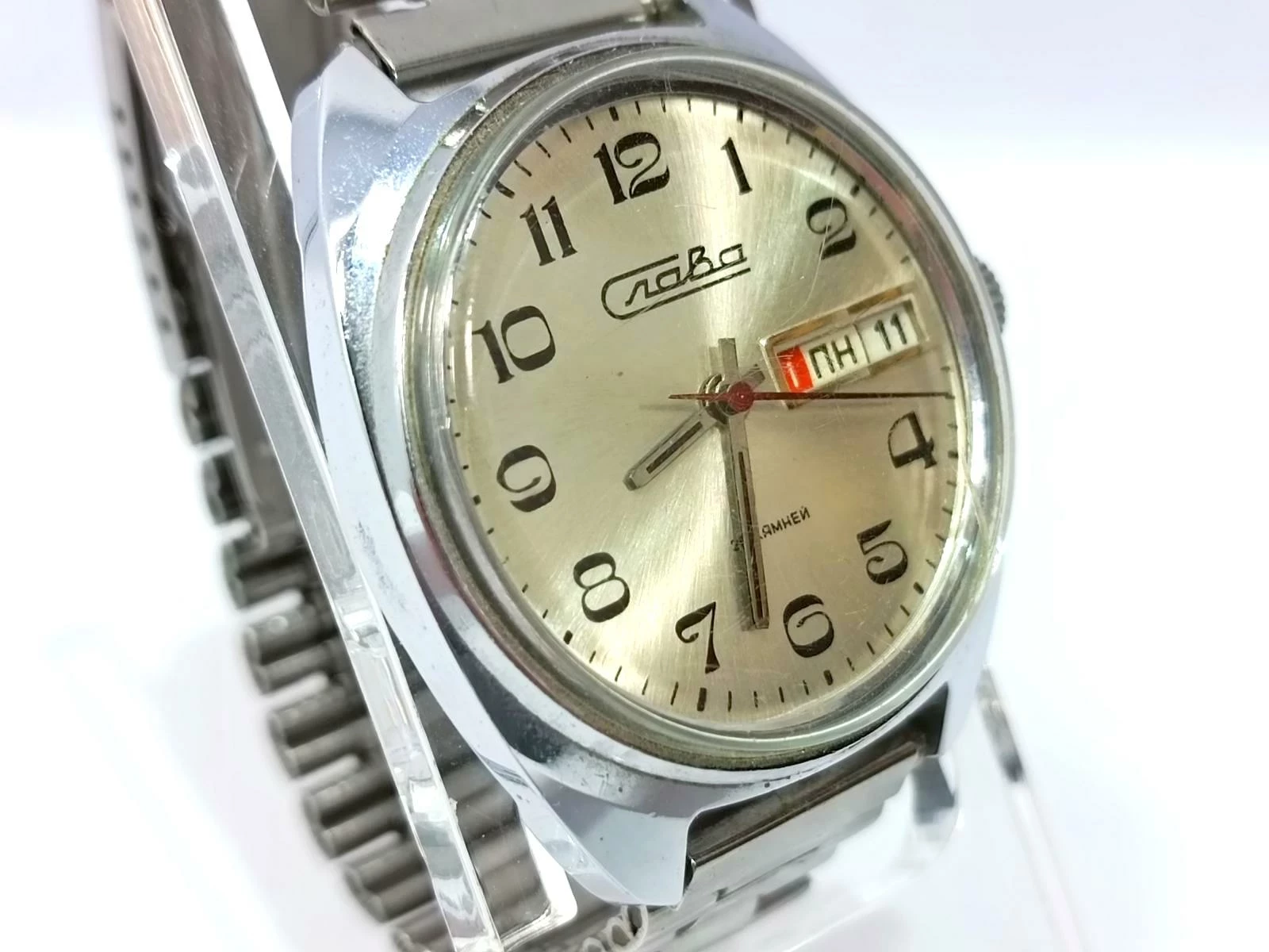 zegarek-zaba-24-kamienie-marka-curren