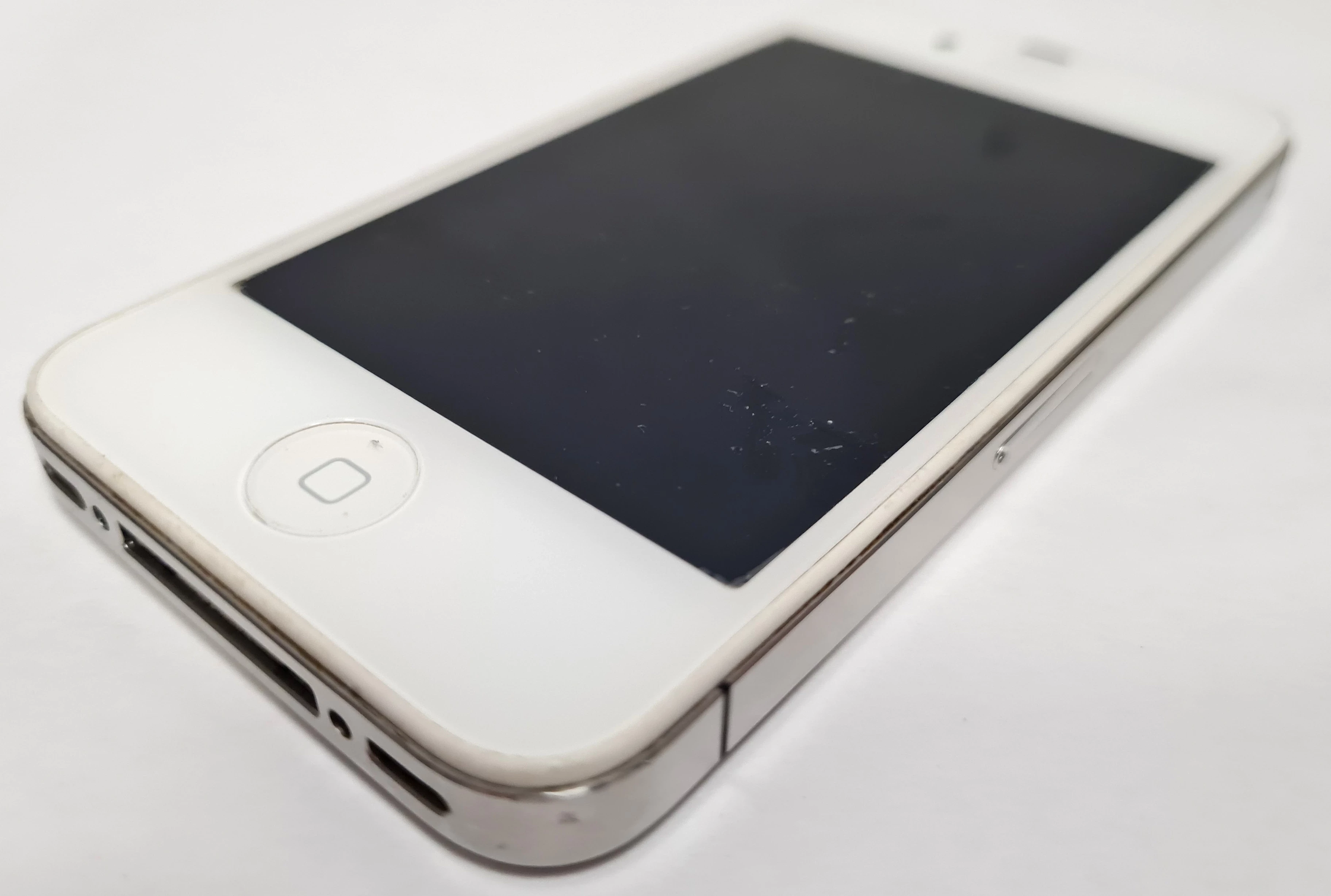 telefon-apple-iphone-4s-ladowarka-ean-gtin-885909537259