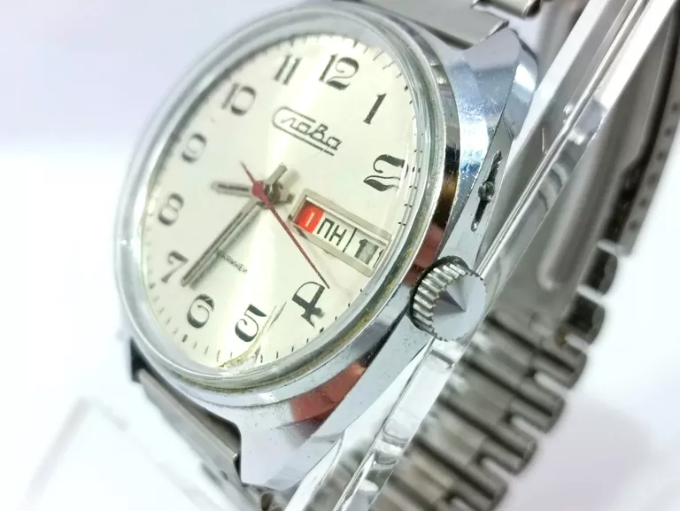 zegarek-zaba-24-kamienie-typ-nareczny