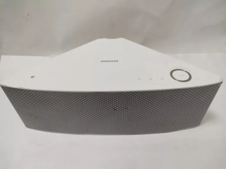 system-audio-samsung-shape-m7-rynek-27-ostrow