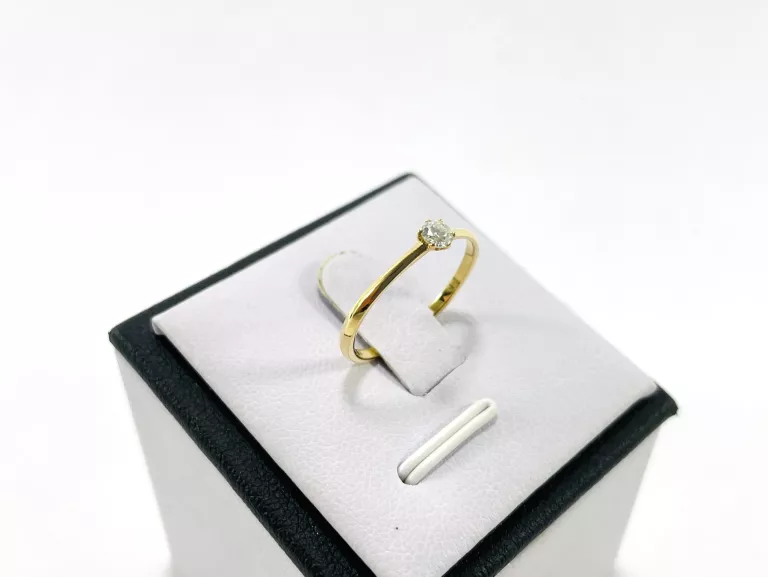 zloty-750-pierscionek-z-brylantem-013ct-rozmiar-14-certyfikat-diament-rozmiarsrednica-wew-mm-372-17