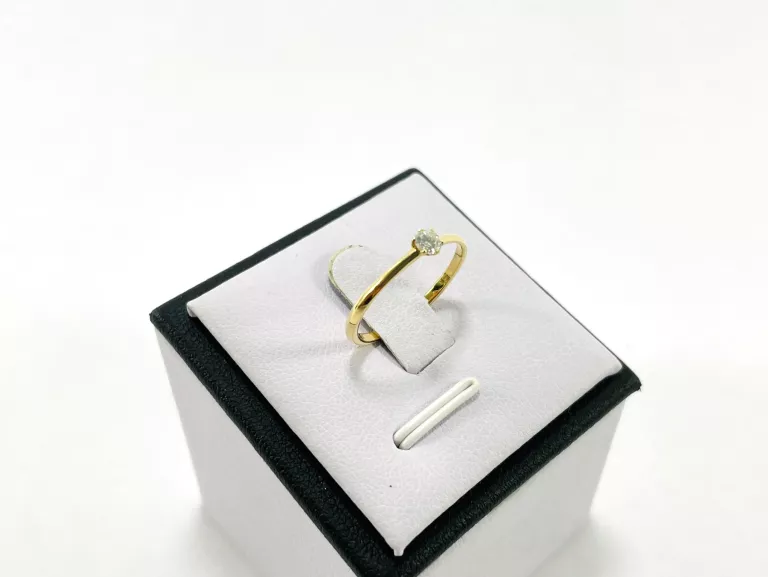 zloty-750-pierscionek-z-brylantem-013ct-rozmiar-14-certyfikat-diament-marka-248811-958954