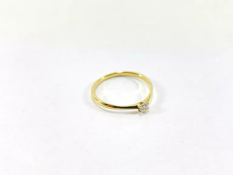 zloty-750-pierscionek-z-brylantem-013ct-rozmiar-14-certyfikat-diament-product-id-d5354878-9633-4c37-a38f-251a5da4acce