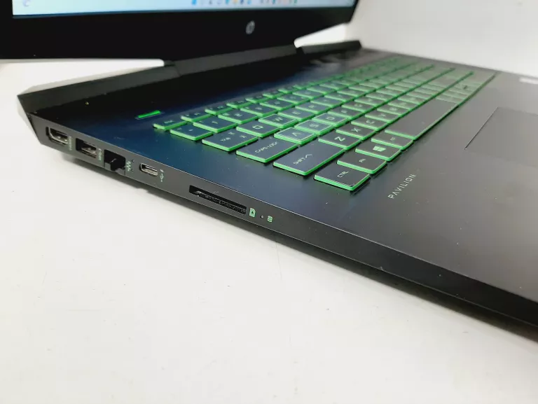 HP PAVILION GAMING 17-CD0030NW I5/8/512GB WIN11