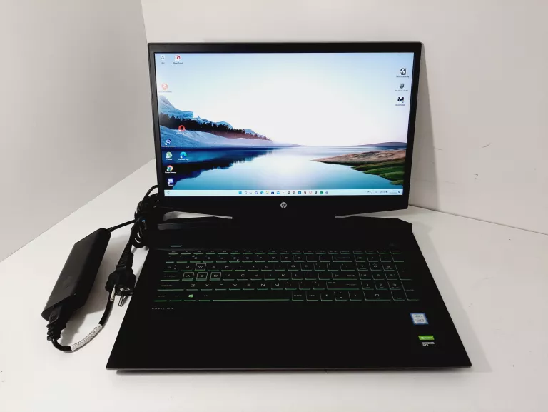 HP PAVILION GAMING 17-CD0030NW I5/8/512GB WIN11