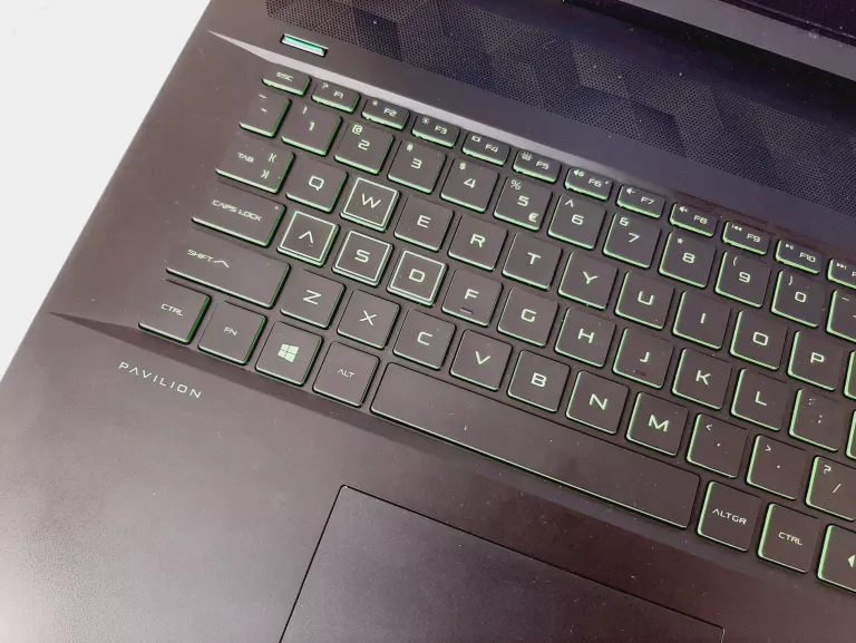 HP PAVILION GAMING 17-CD0030NW I5/8/512GB WIN11