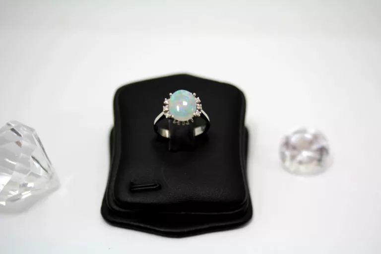 ZŁOTY PIERŚCIONEK DIAMENTY 0,08CT OPAL 1,7CT 585