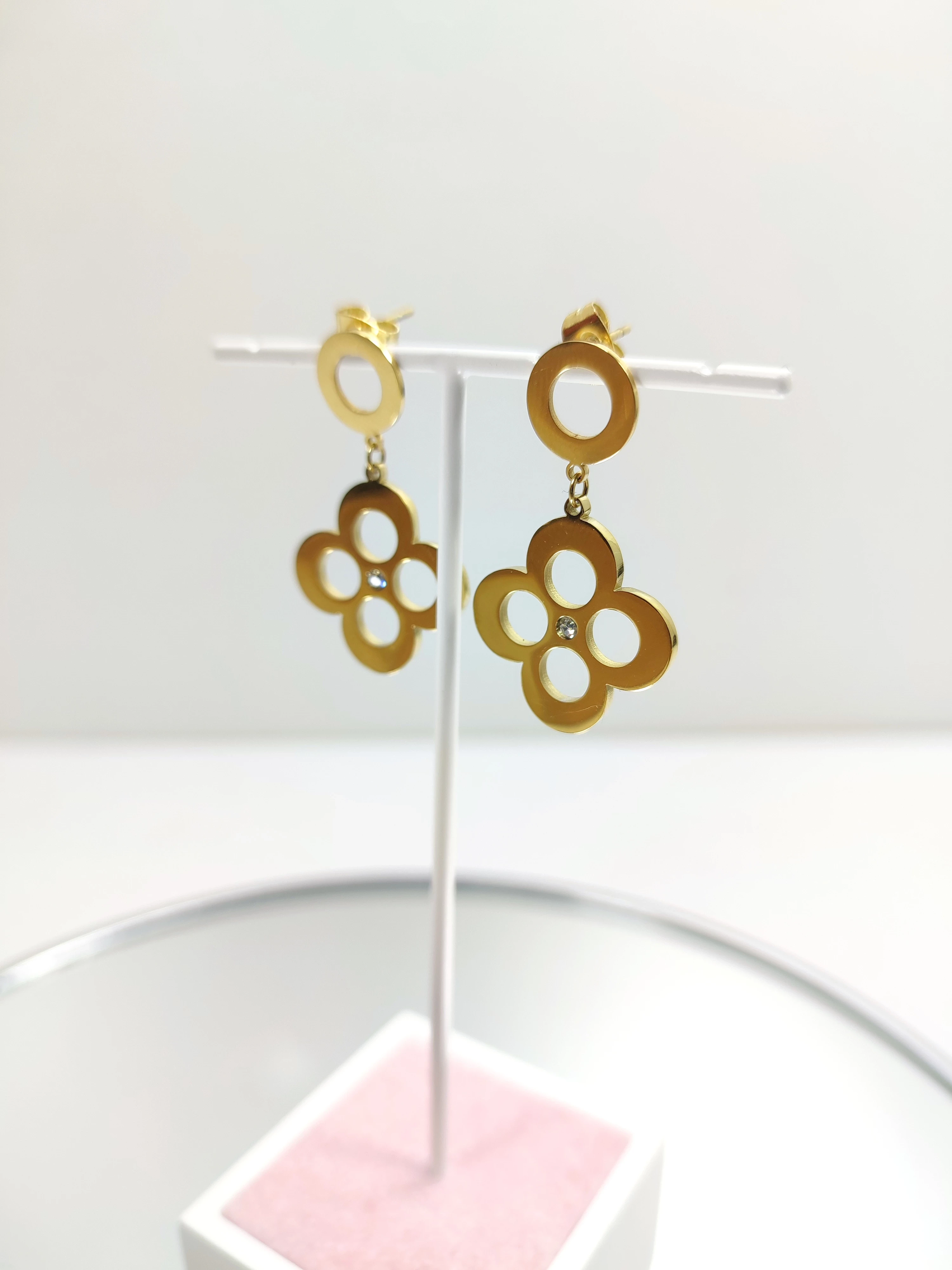 kolczyki-stal-pozlacana-wiszace-geometryczne-wzory-gorczewska-21-warszawa