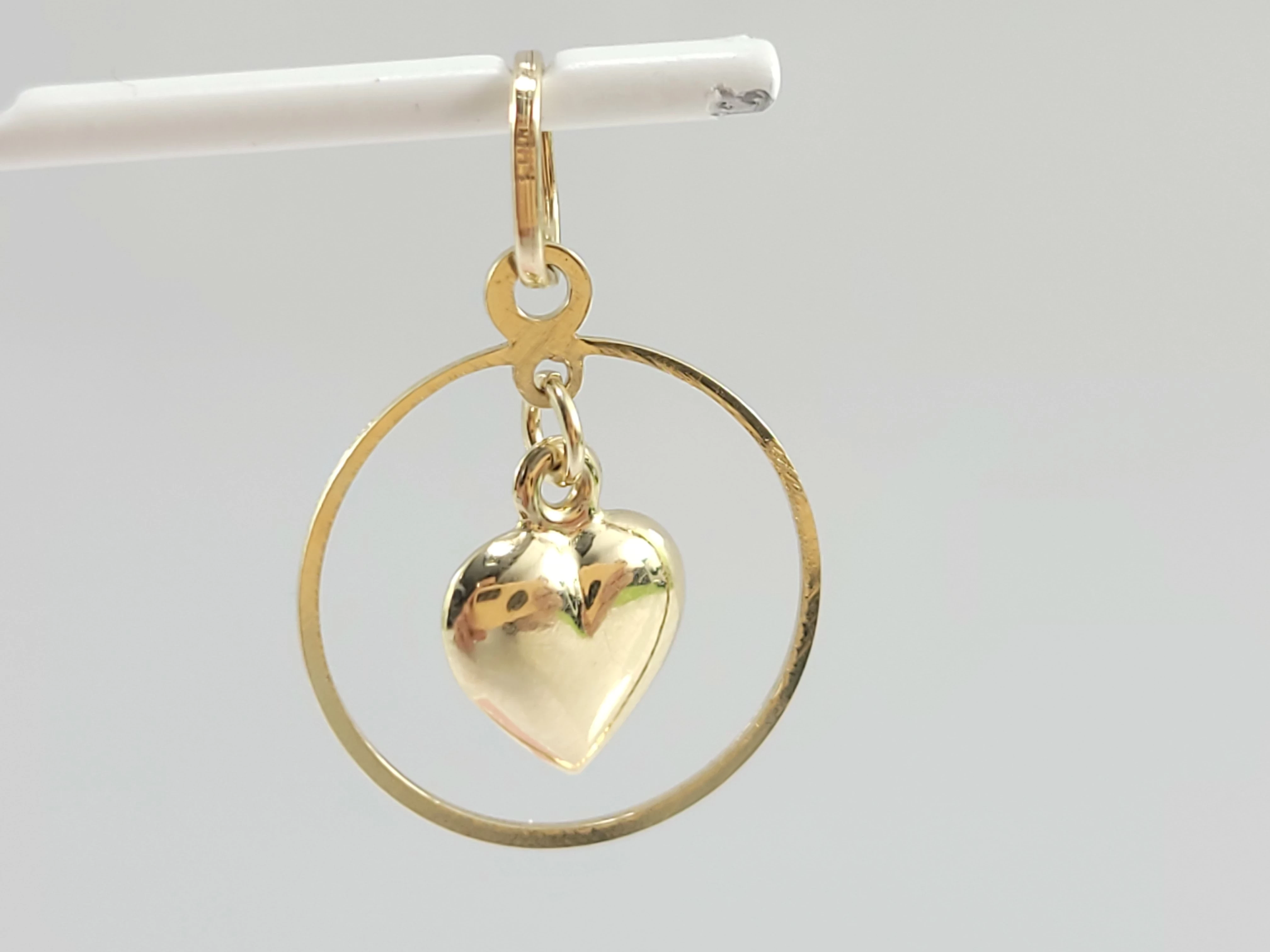 zlota-zawieszka-serce-w-kolku-585-064g-marka-bez-marki